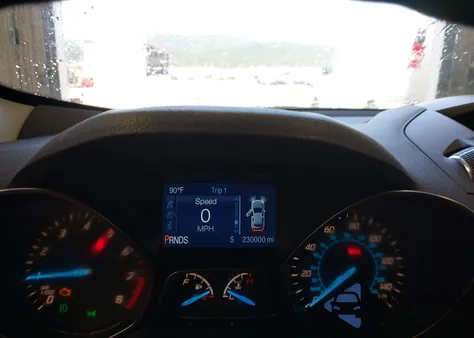 2015 Ford Escape Se z USA, uszkodzony, nr VIN 1FMCU0G74FUA44391